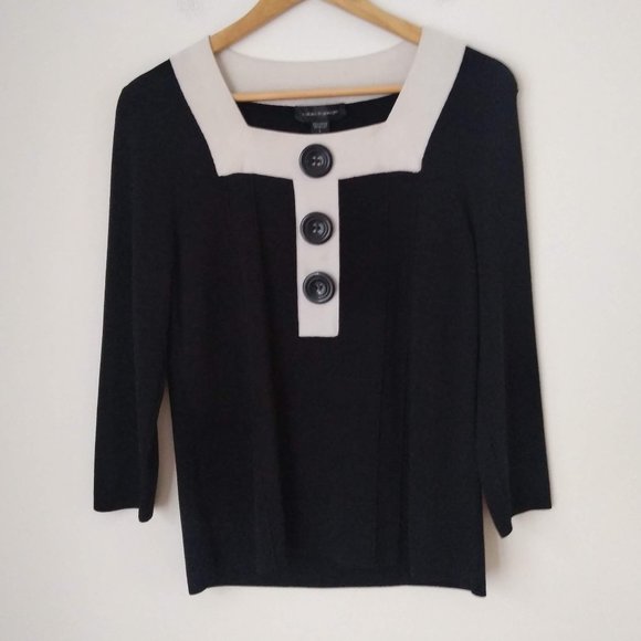 Cable & Gauge Tops Cable Gauge Collar White Half Big Buttons Top